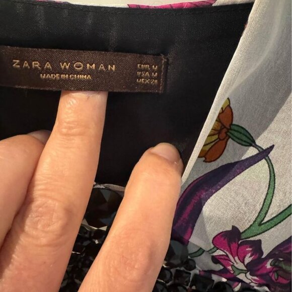 %100 SILK Zara dress limited edition size medium - Picture 5 of 7